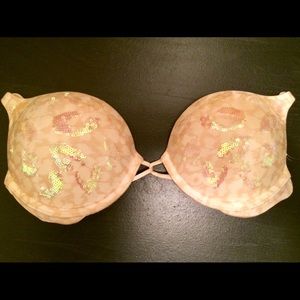 **SOLD**Victoria’s Secret